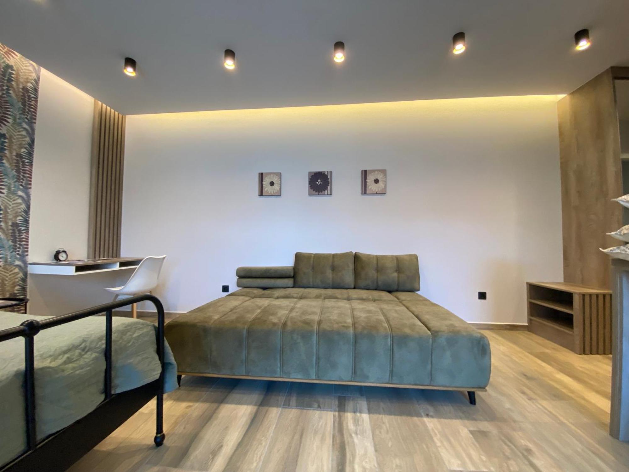 T27 Apartments Free Parking Ingyenes Zart Parkolo Győr Buitenkant foto